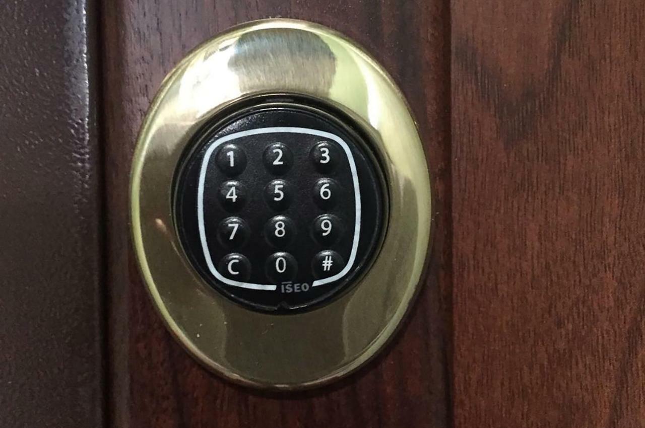 ローマNomentana Houseアパートメント エクステリア 写真