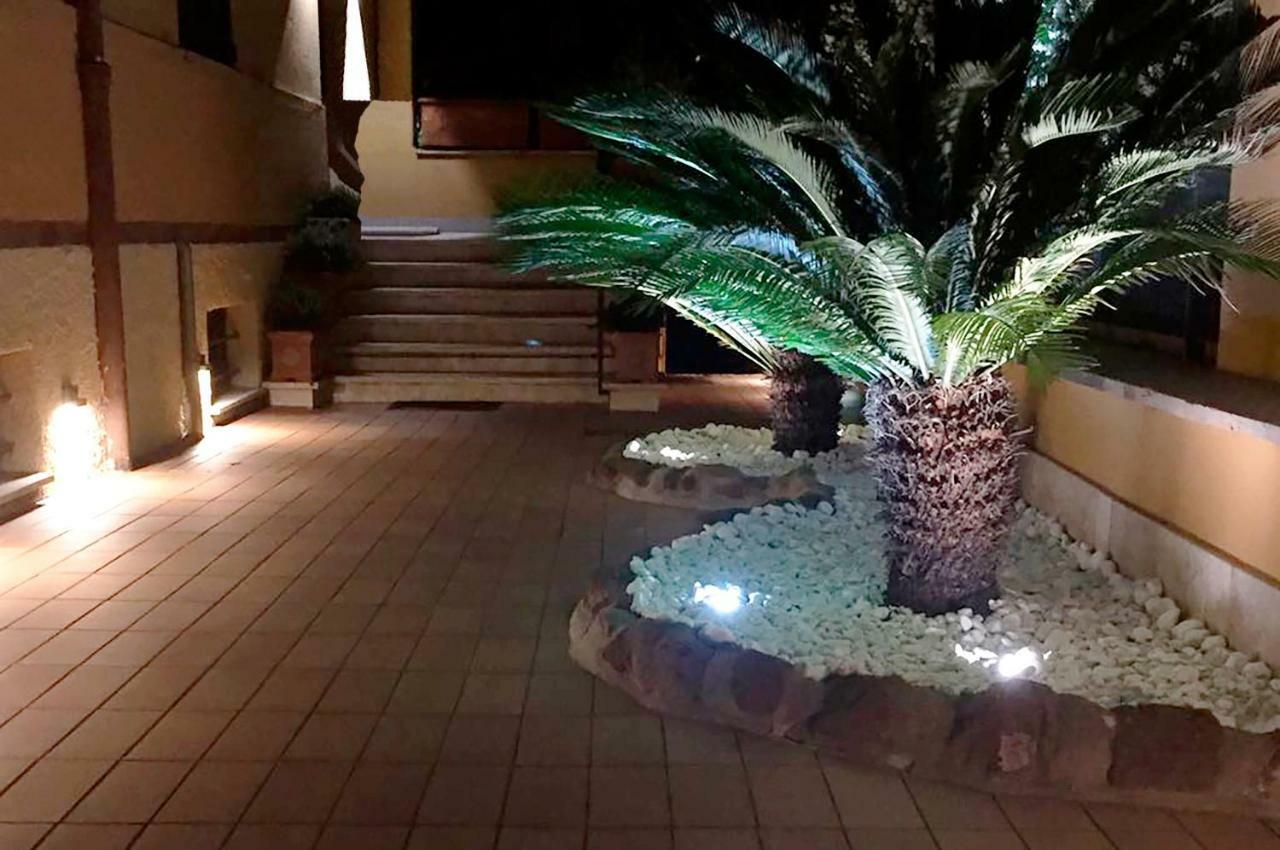 ローマNomentana Houseアパートメント エクステリア 写真